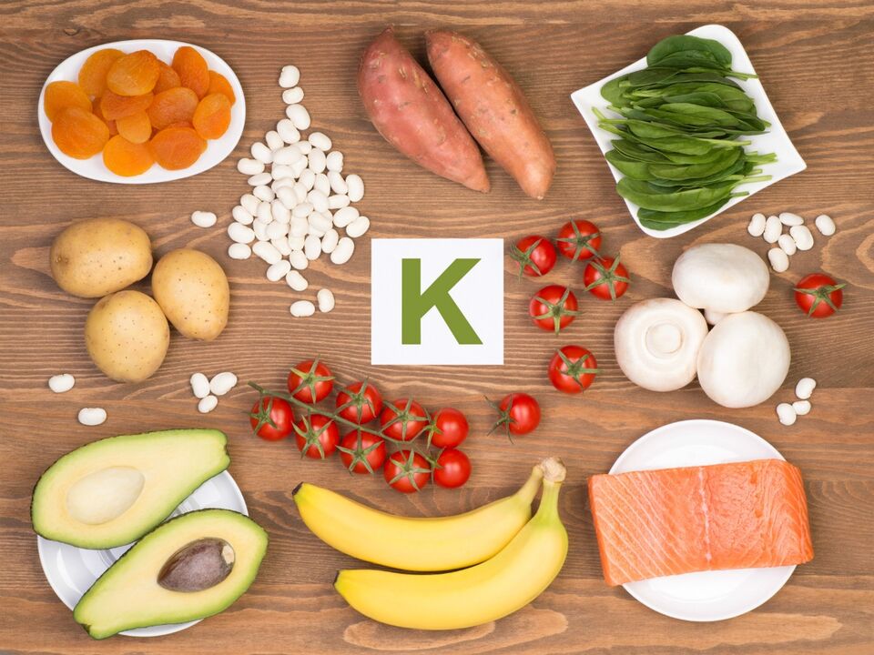 Ushqimet që përmbajnë vitaminë K, thelbësore për shëndetin e meshkujve
